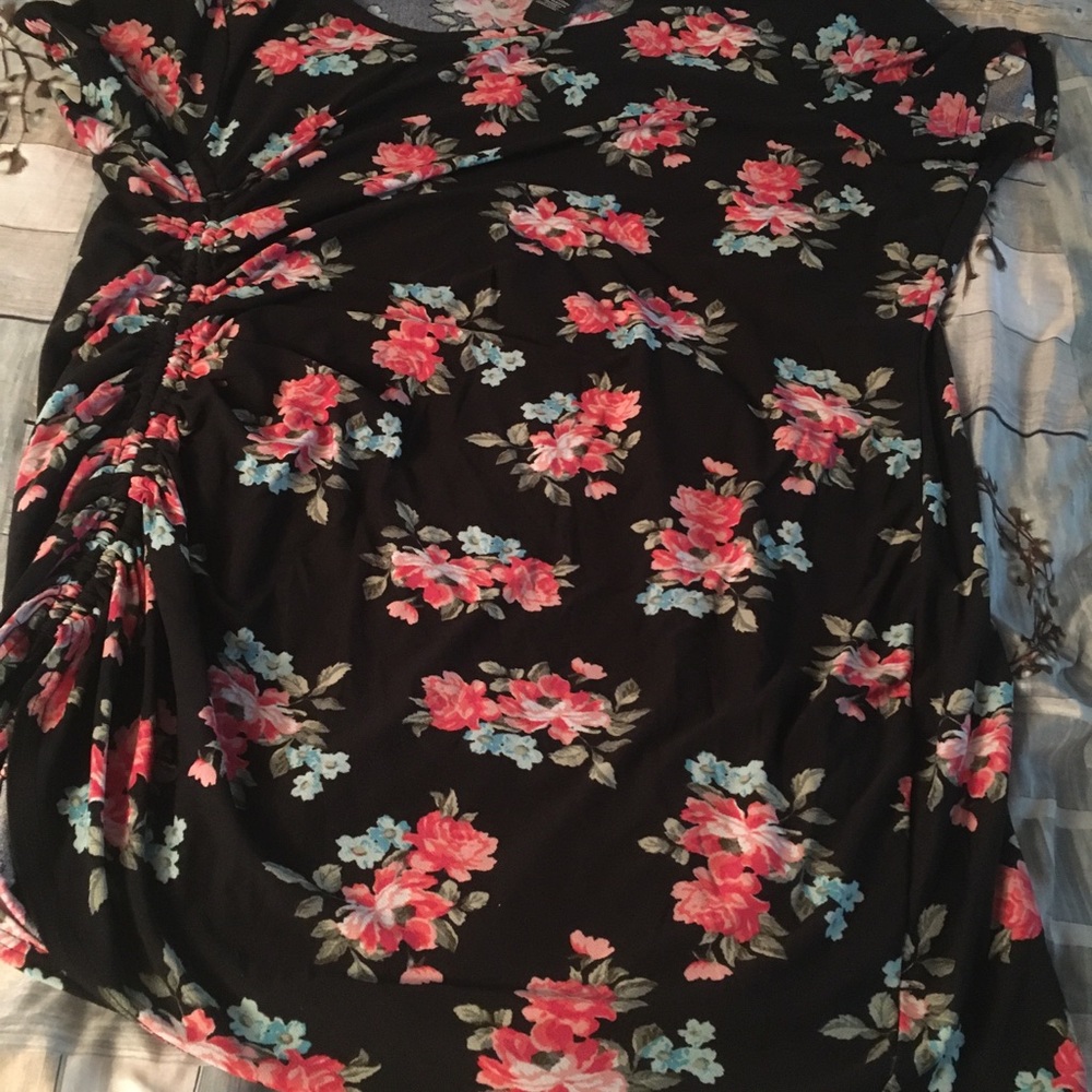 3x black floral round top with side drawstring